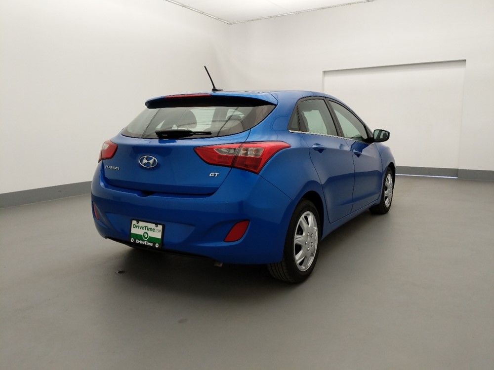 2017 Hyundai Elantra - Passenger Rear Bumper