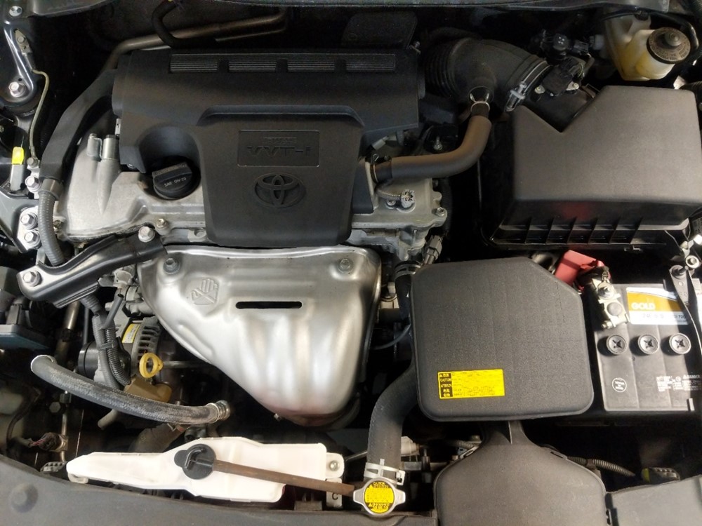 2014 Toyota Camry - Engine