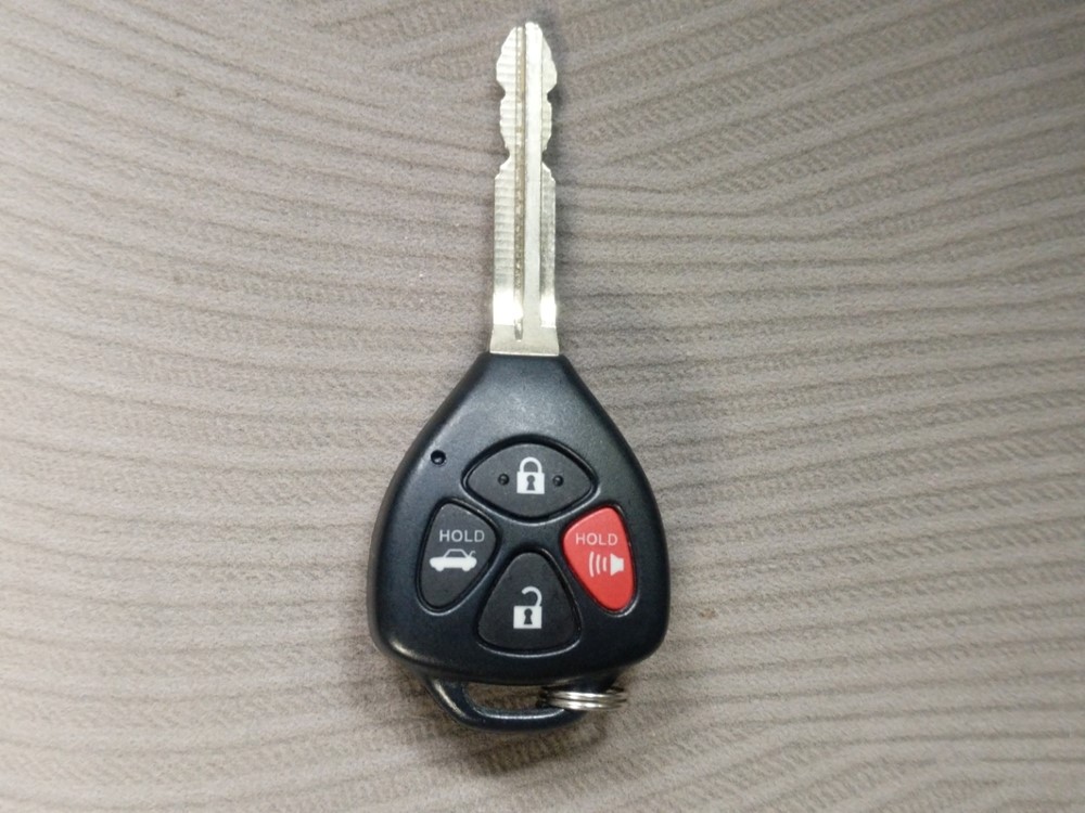 2011 Toyota Corolla - Keys