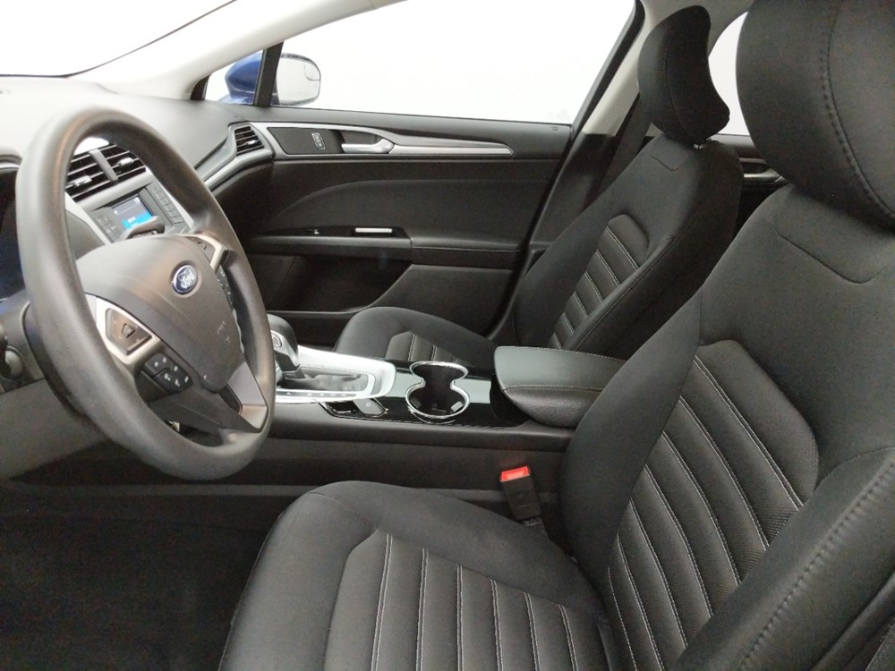 2015 Ford Fusion - Driver Front Seat