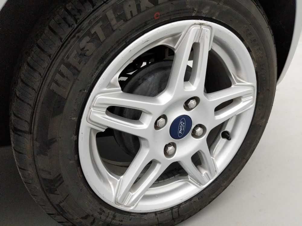 2017 Ford Fiesta - Wheel