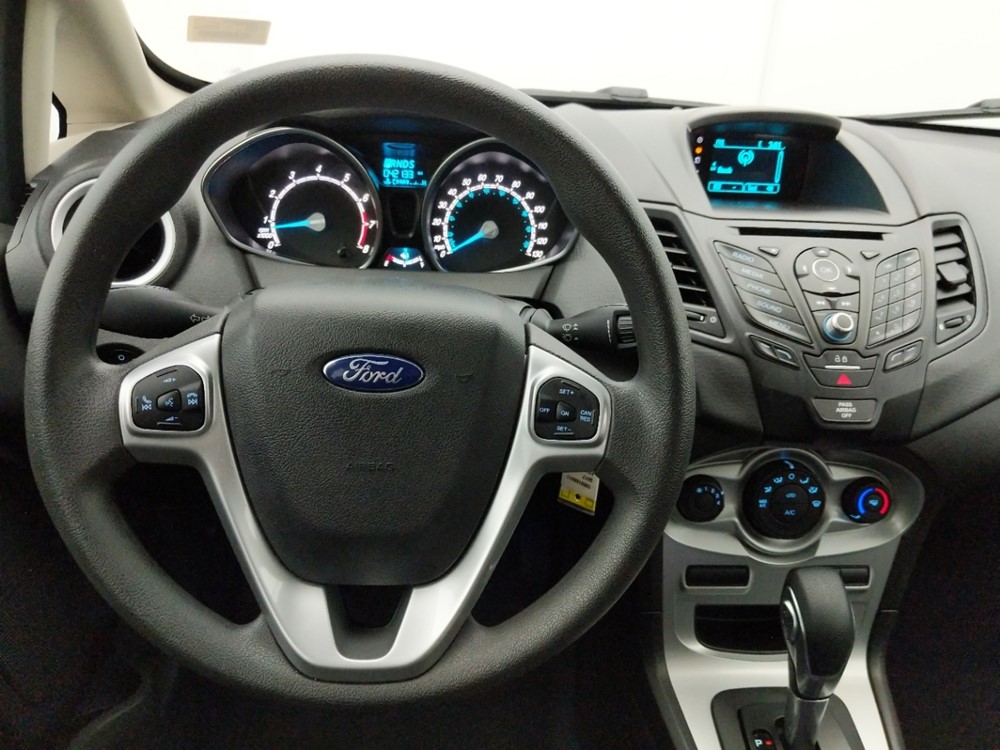 2017 Ford Fiesta - Driver Dash
