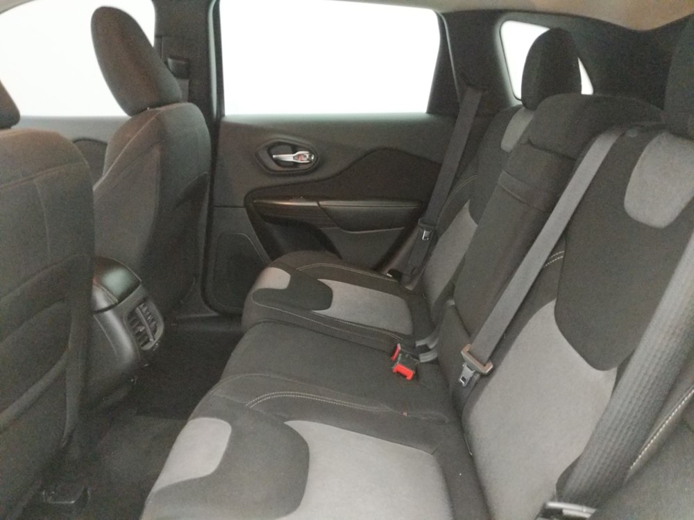 2014 Jeep Cherokee - Driver Rear Seat