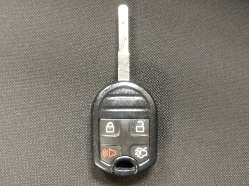 2017 Ford Fiesta - Keys