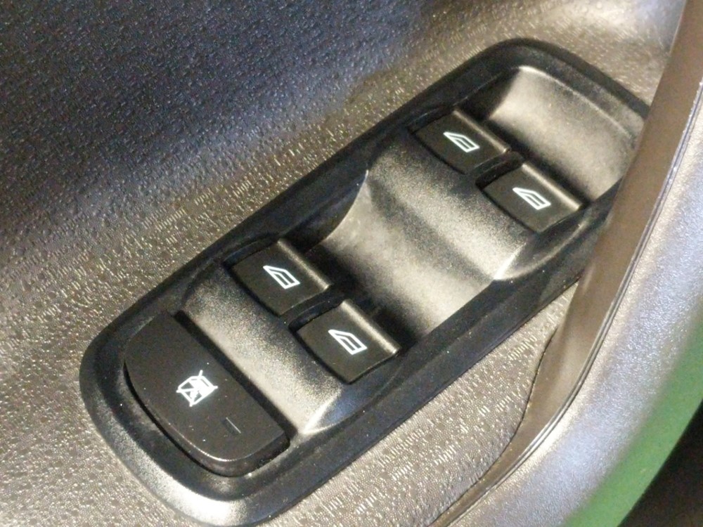2017 Ford Fiesta - Driver Power Windows/Lock Control