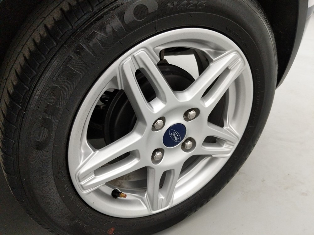 2017 Ford Fiesta - Wheel