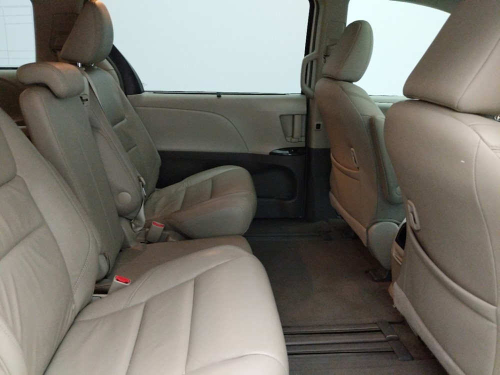 2015 Toyota Sienna - Passenger Rear Seat