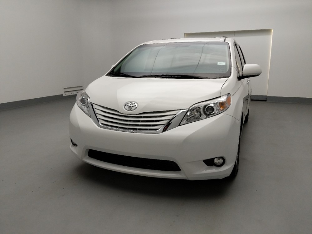 2015 Toyota Sienna - Driver Front Hood