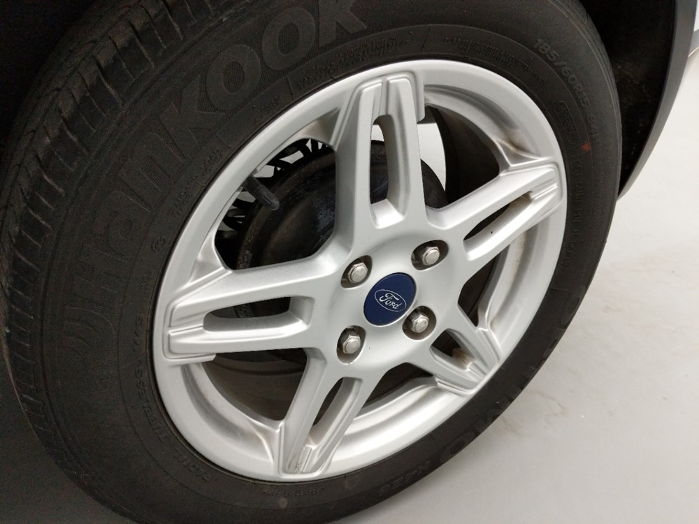 2017 Ford Fiesta - Wheel