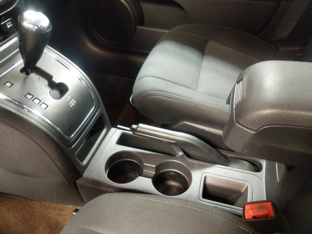 2013 Jeep Compass - Center Console/Cup Holders