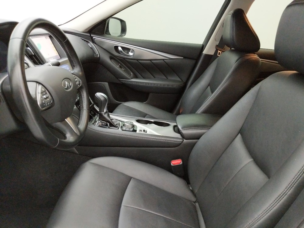 2015 INFINITI Q50 - Driver Front Seat