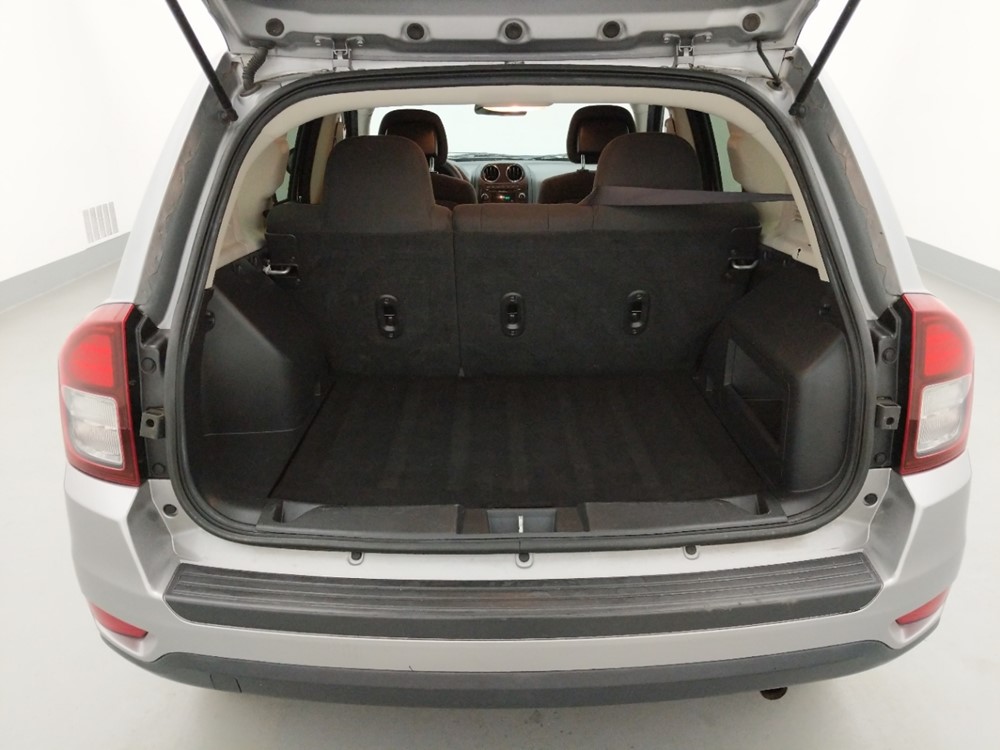 2015 Jeep Compass - Trunk