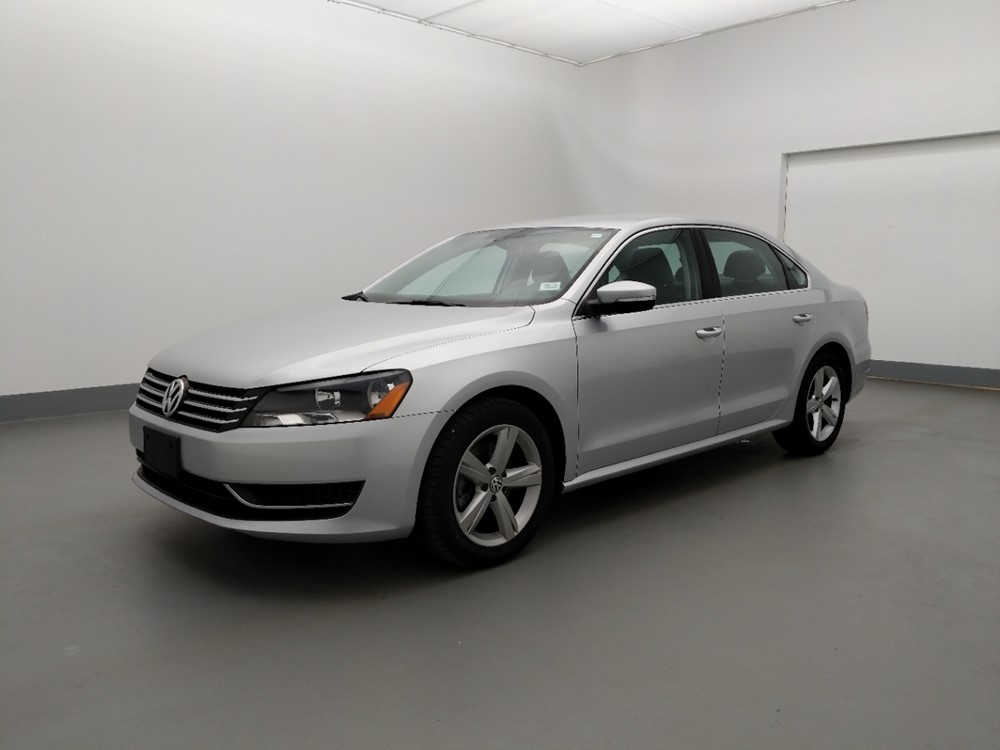 2015 Volkswagen Passat - Driver Front Side