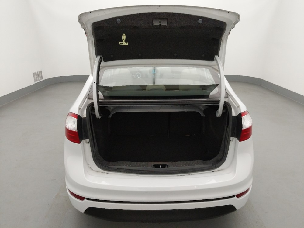 2017 Ford Fiesta - Trunk