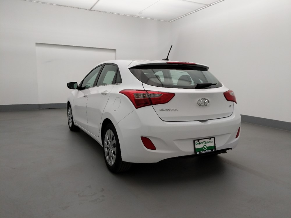 2017 Hyundai Elantra - Driver Rear Bumper