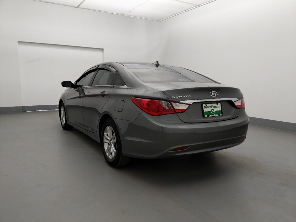 2013 Hyundai Sonata - Driver Rear Bumper