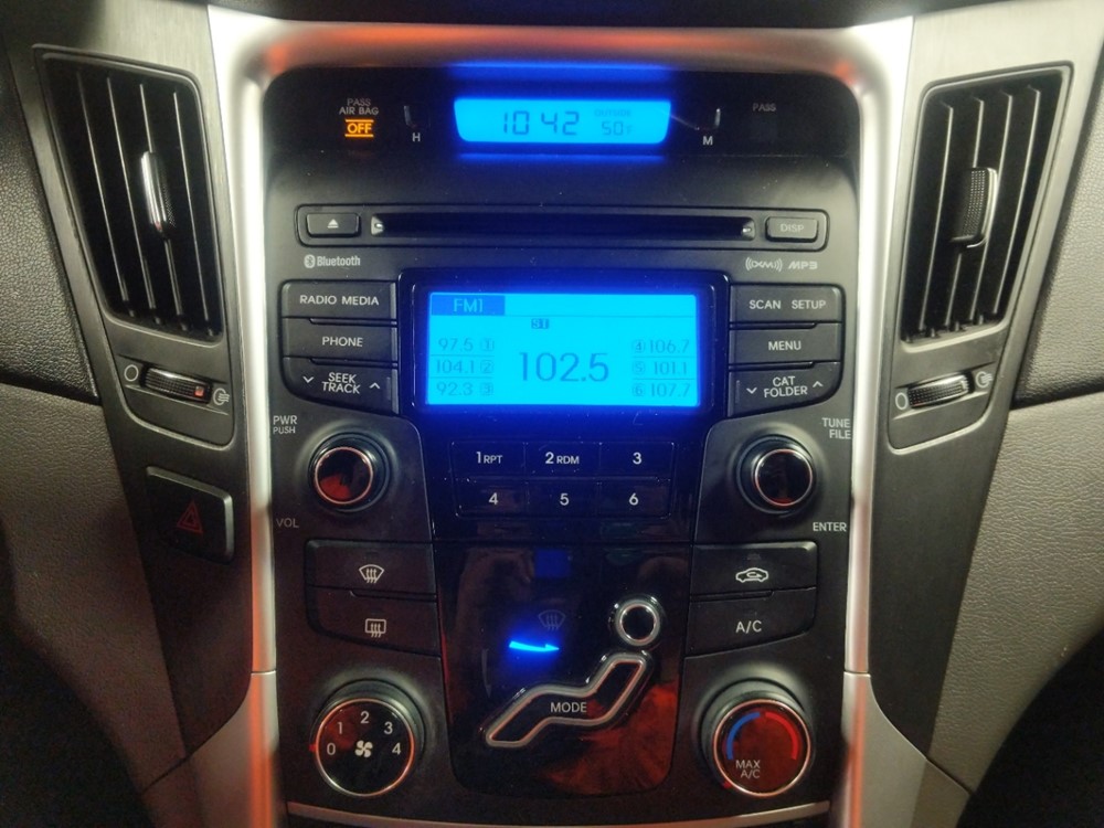 2013 Hyundai Sonata - Stereo Package