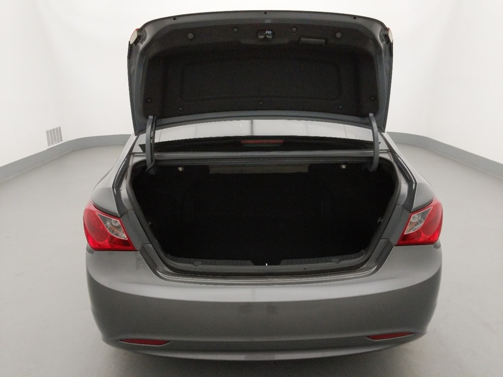 2013 Hyundai Sonata - Trunk