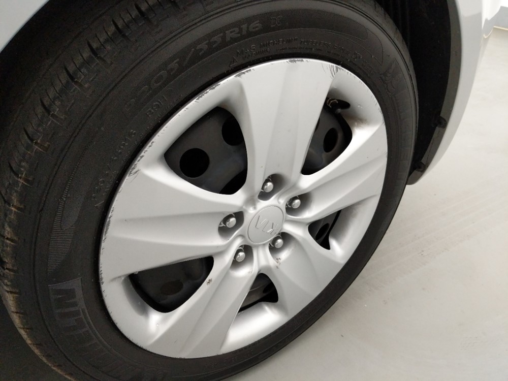 2016 Kia Forte5 - Wheel