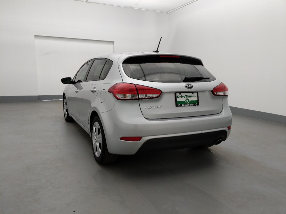 2016 Kia Forte5 - Driver Rear Bumper