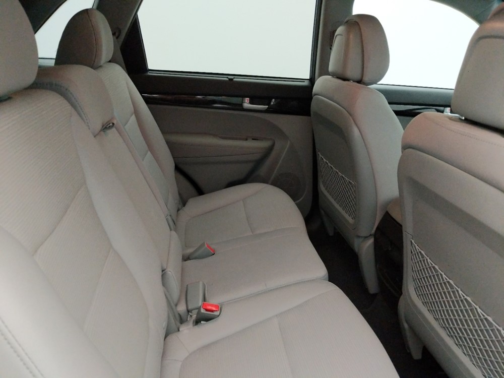 2015 Kia Sorento - Passenger Rear Seat