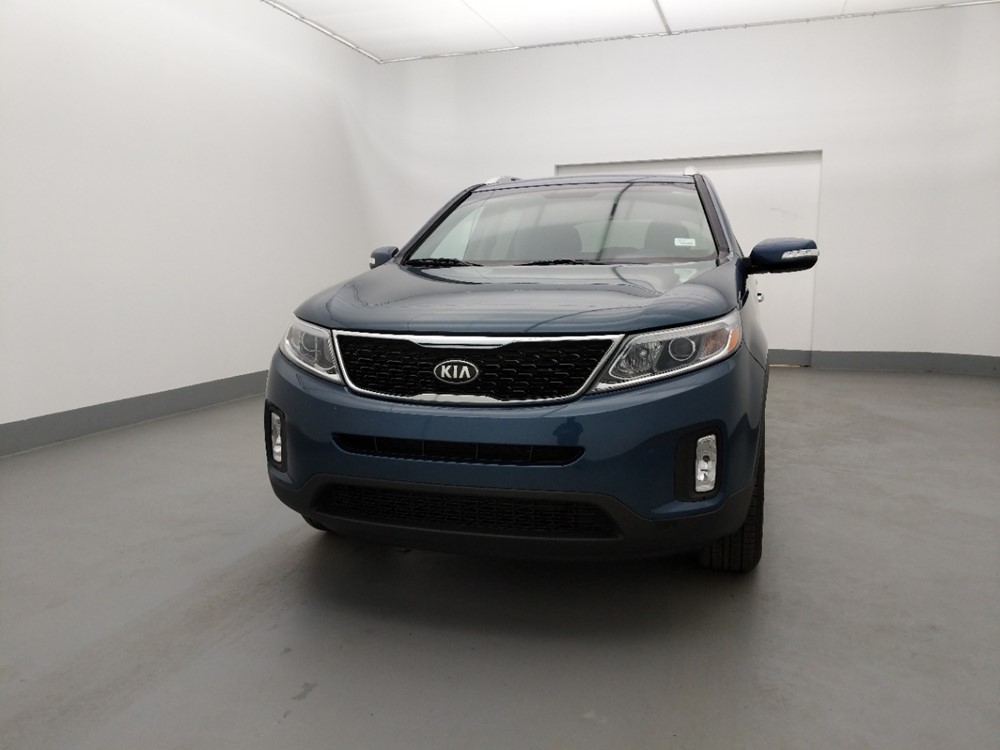 2015 Kia Sorento - Driver Front Hood