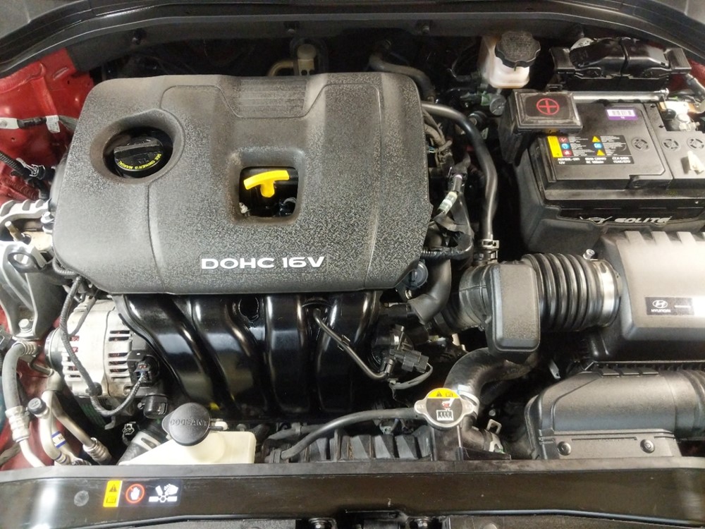 2017 Hyundai Elantra - Engine