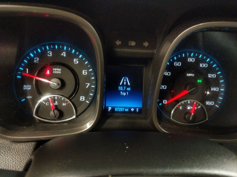 2015 Chevrolet Malibu - Odometer Close Up