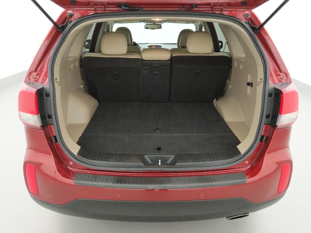 2014 Kia Sorento - Trunk