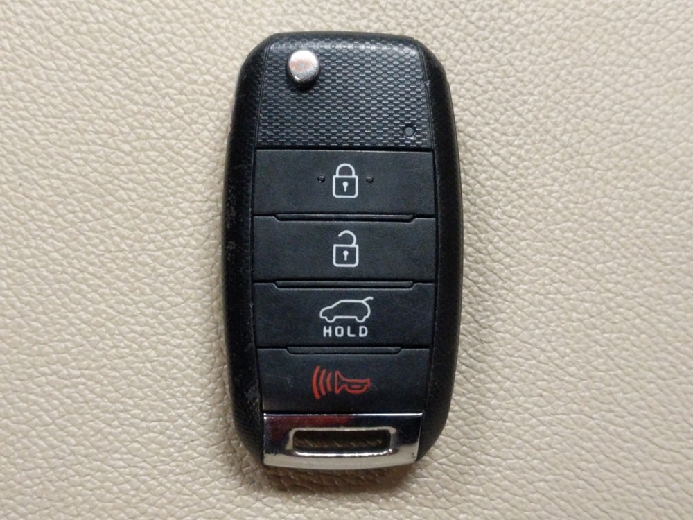 2014 Kia Sorento - Keys
