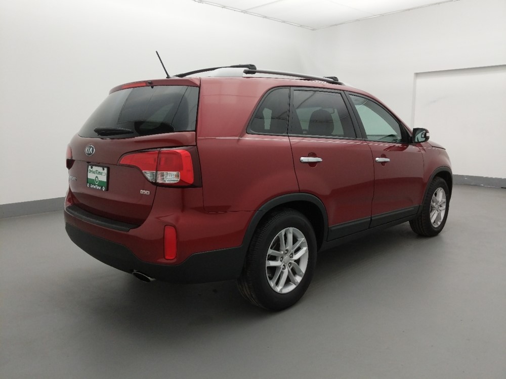 2014 Kia Sorento - Passenger Rear Side
