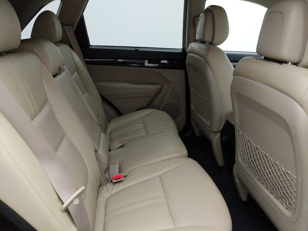 2014 Kia Sorento - Passenger Rear Seat