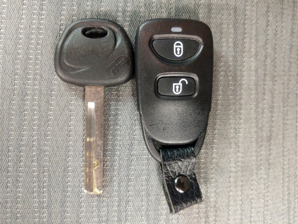 2017 Hyundai Accent - Keys
