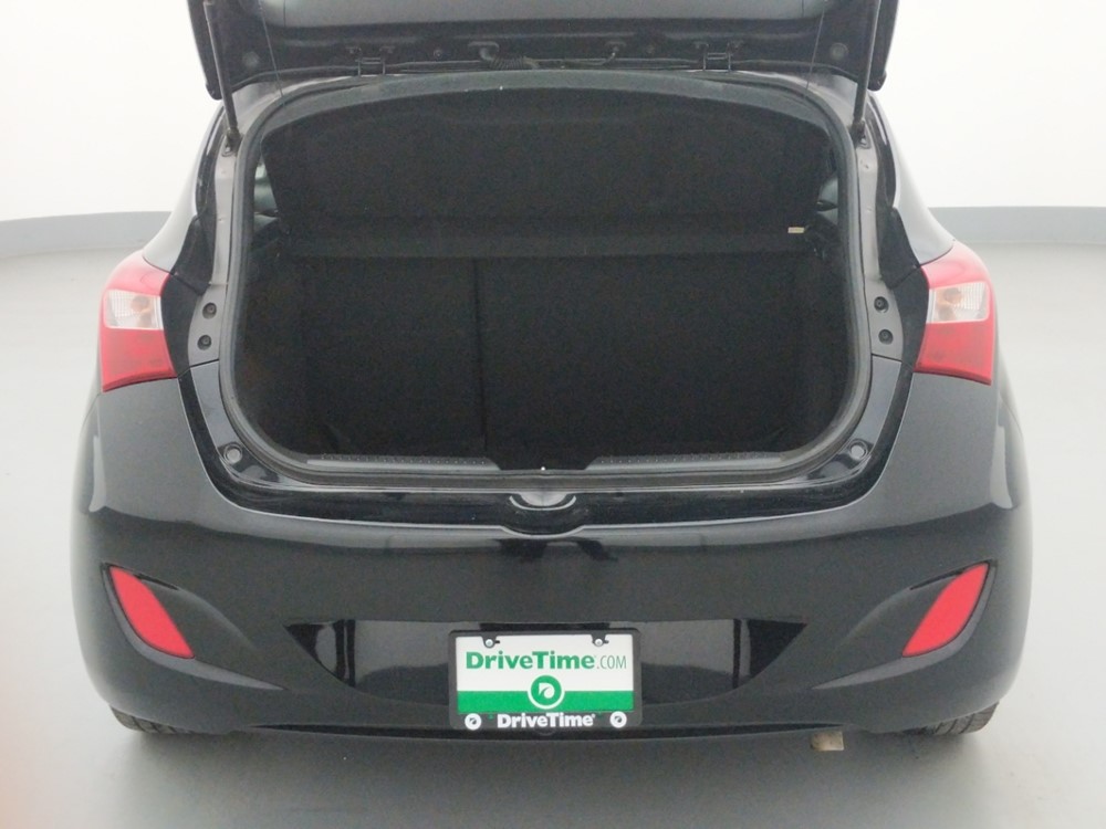 2017 Hyundai Elantra - Trunk