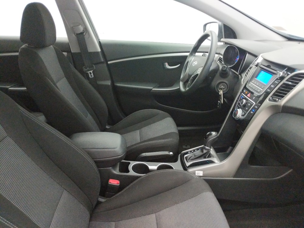 2017 Hyundai Elantra - Passenger Front Seat