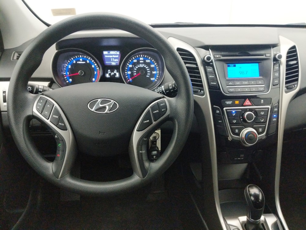 2017 Hyundai Elantra - Driver Dash