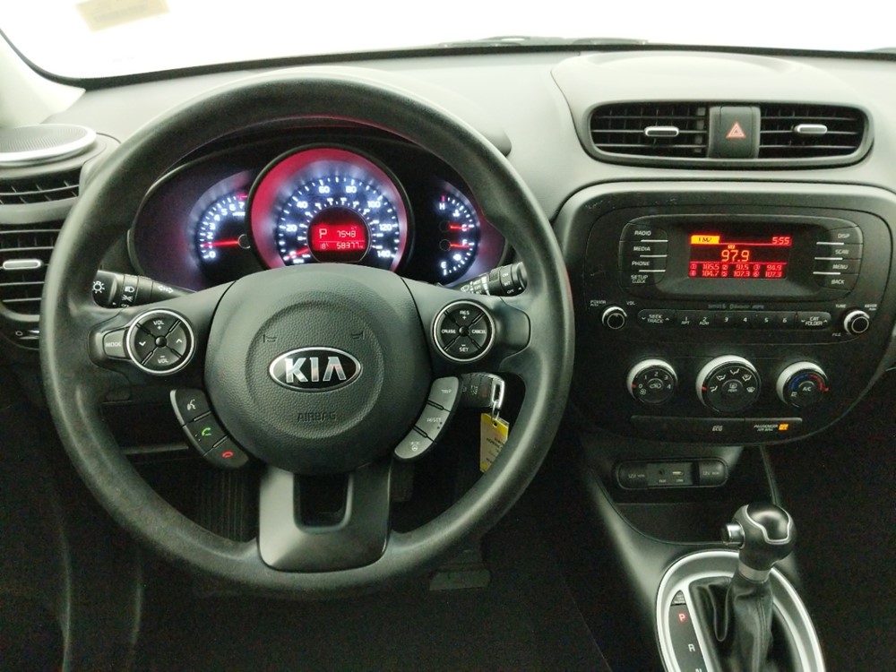 2016 Kia Soul - Driver Dash