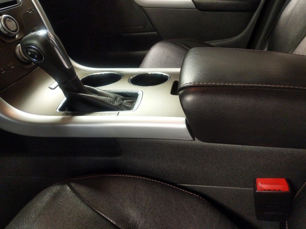 2013 Ford Edge - Center Console/Cup Holders