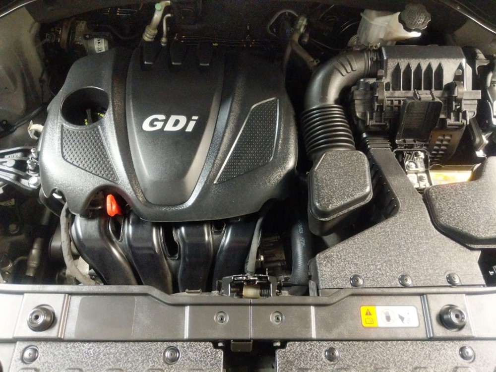 2014 Kia Sorento - Engine