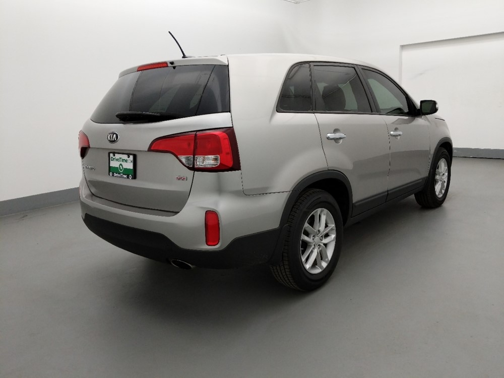 2014 Kia Sorento - Passenger Rear Side