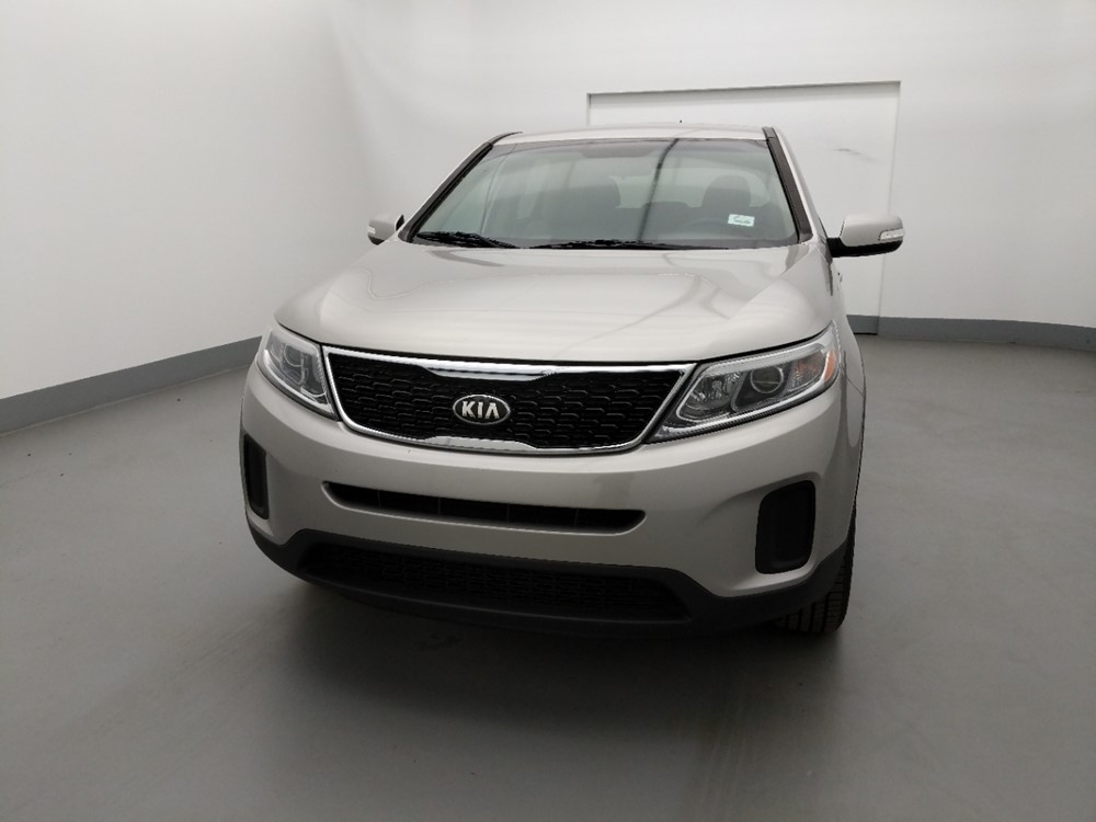 2014 Kia Sorento - Driver Front Hood