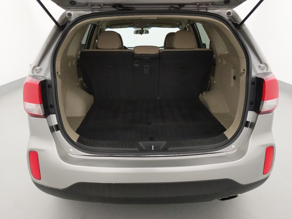 2014 Kia Sorento - Trunk