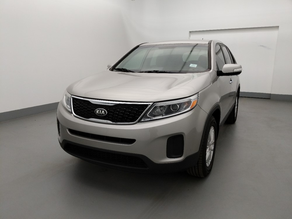 2014 Kia Sorento - Driver Front Bumper