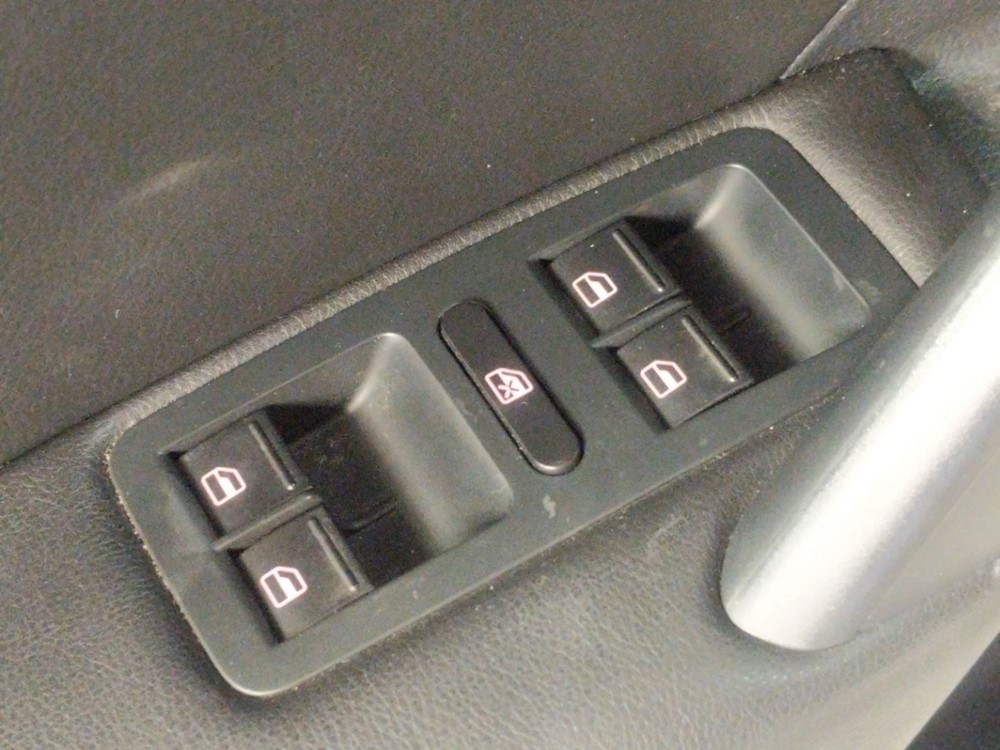 2015 Volkswagen Passat - Driver Power Windows/Lock Control