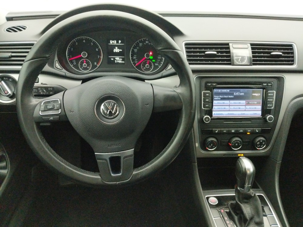 2015 Volkswagen Passat - Driver Dash