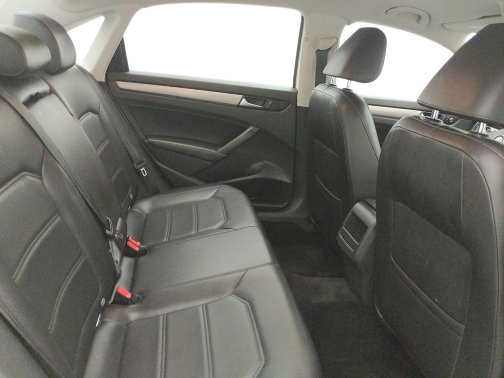 2015 Volkswagen Passat - Passenger Rear Seat