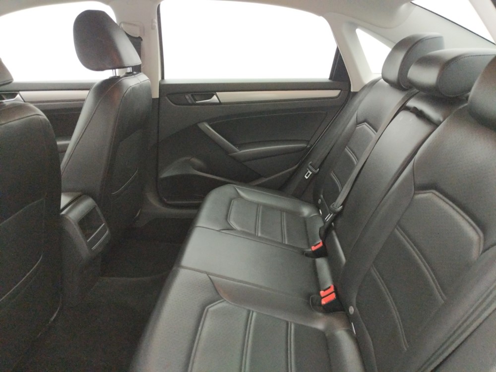 2015 Volkswagen Passat - Driver Rear Seat