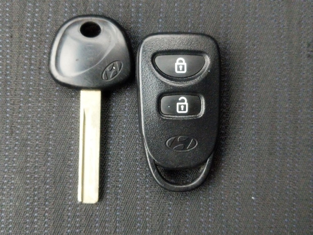 2017 Hyundai Accent - Keys