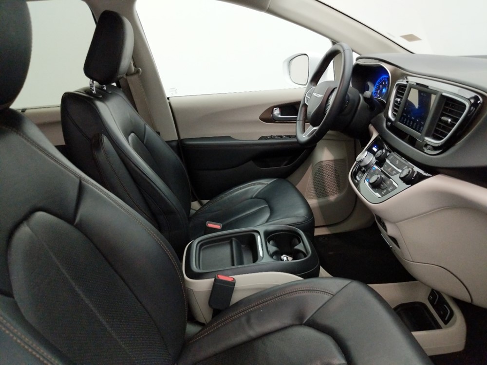 2018 Chrysler Pacifica - Passenger Front Seat