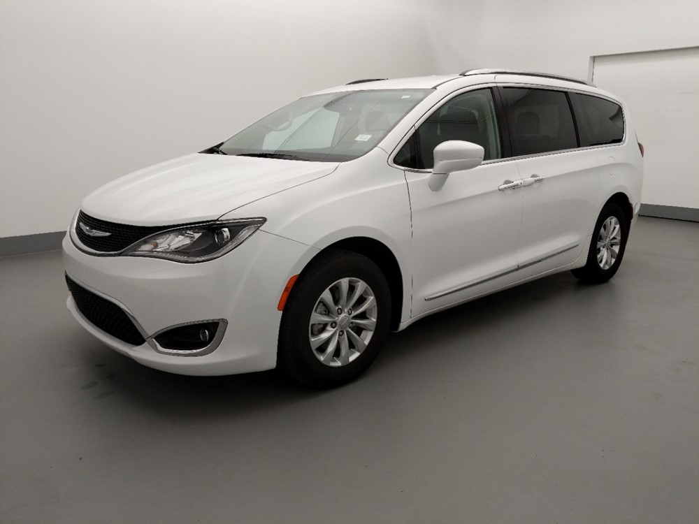 2018 Chrysler Pacifica - Driver Front Side